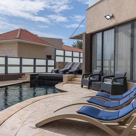 Villa Daniela Heated Pool וילה דניאלה בריכה מחוממת เอลัต ภายนอก รูปภาพ